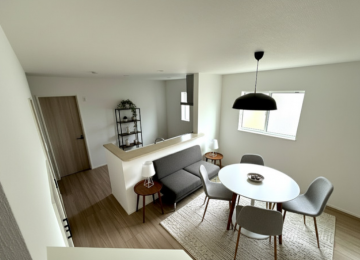 ���r���O