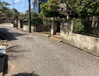 �O�ʓ��H���܂ތ��n�y�n�ʐ^