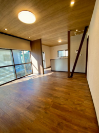 ���r���O�F���t�H�[���ς�