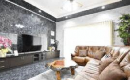 ���r���O